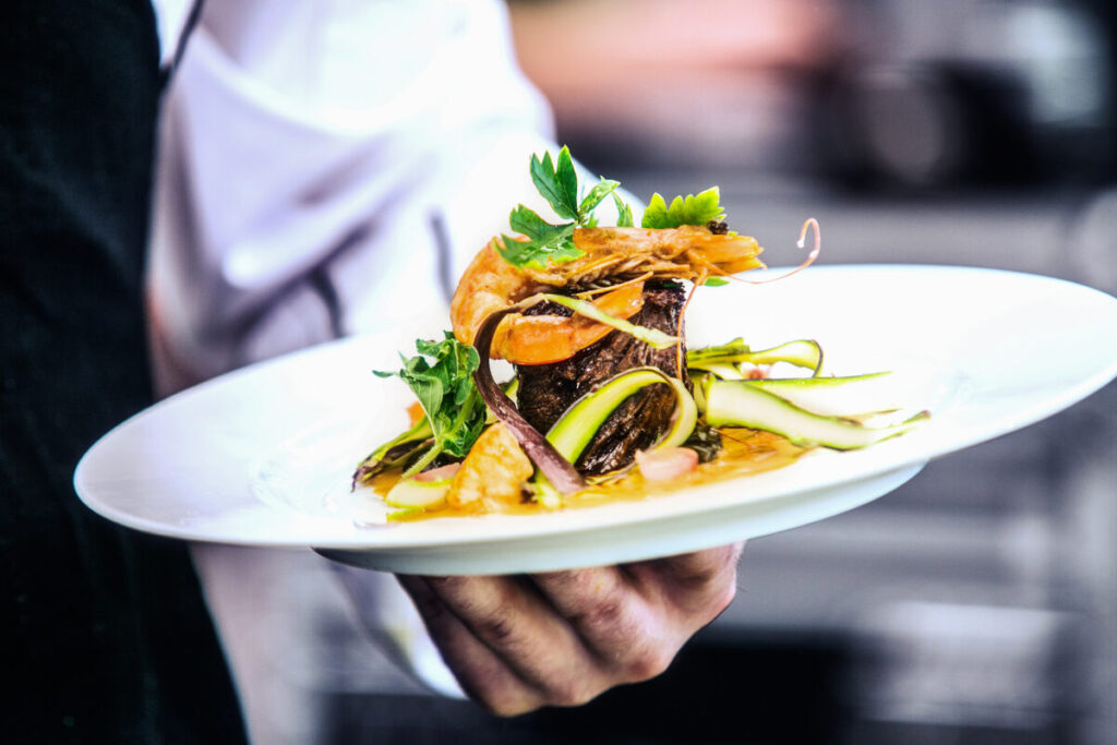 A Foodie’s Guide to Seasons: Uncovering the Best Restaurants and Hidden Eats in Boca Raton’s Seasons Neighborhood